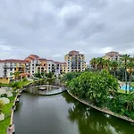 Peaceful Retreat, Pools, Gym, Parks