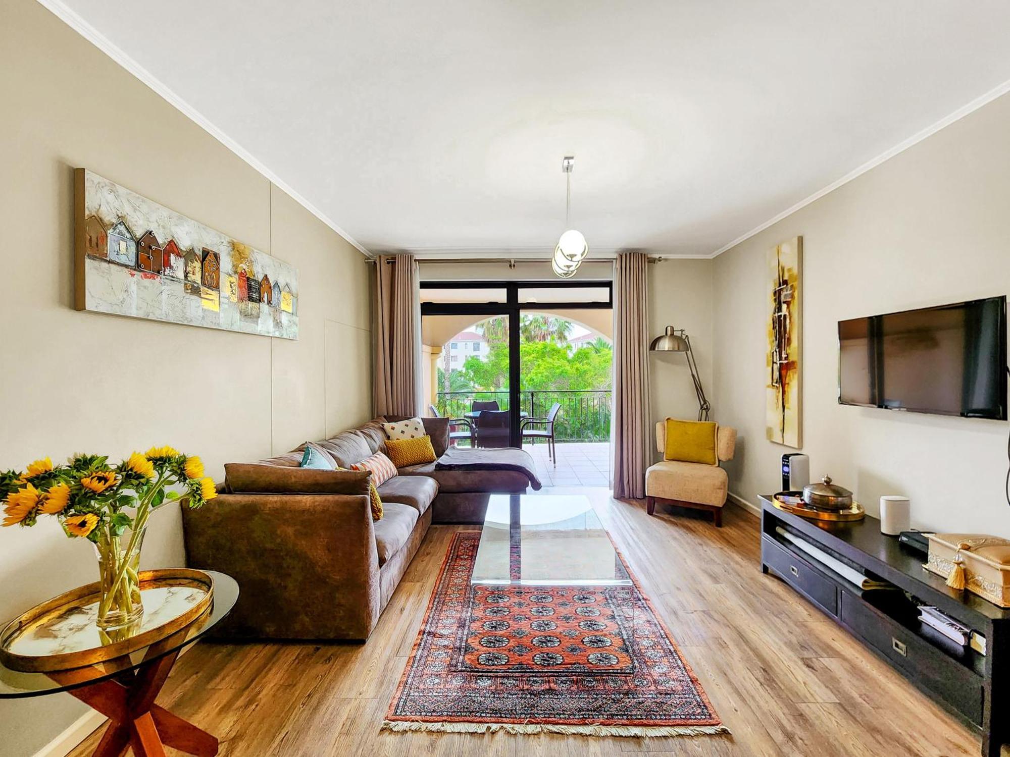 Peaceful Retreat, Pools, Gym, Parks Apartment *