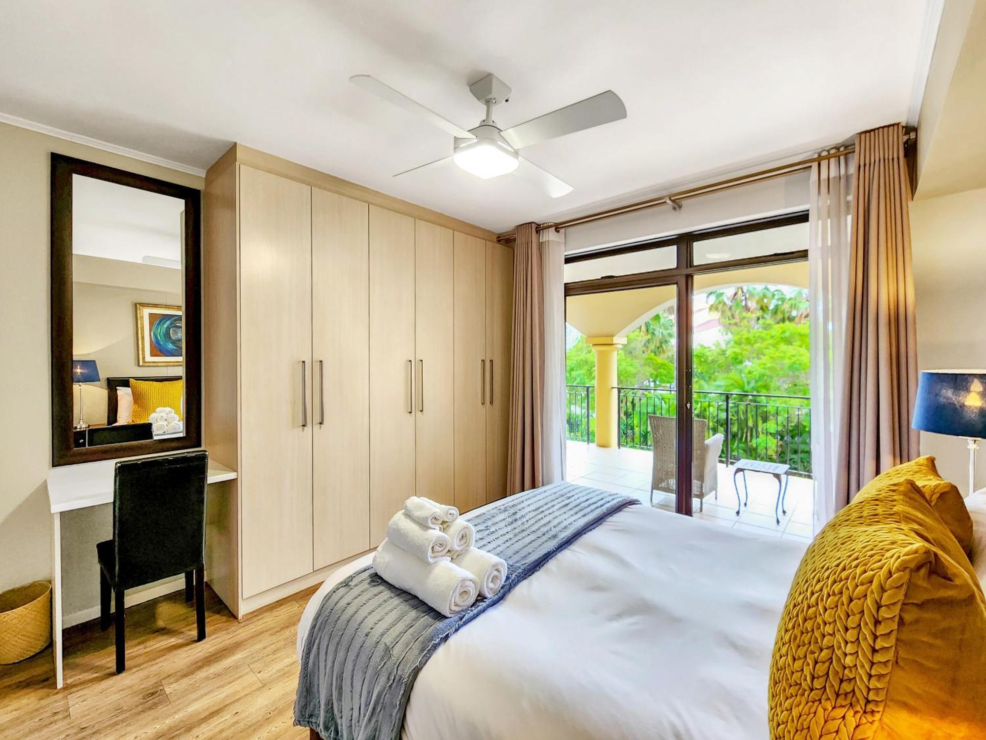 Peaceful Retreat, Pools, Gym, Parks Apartment
