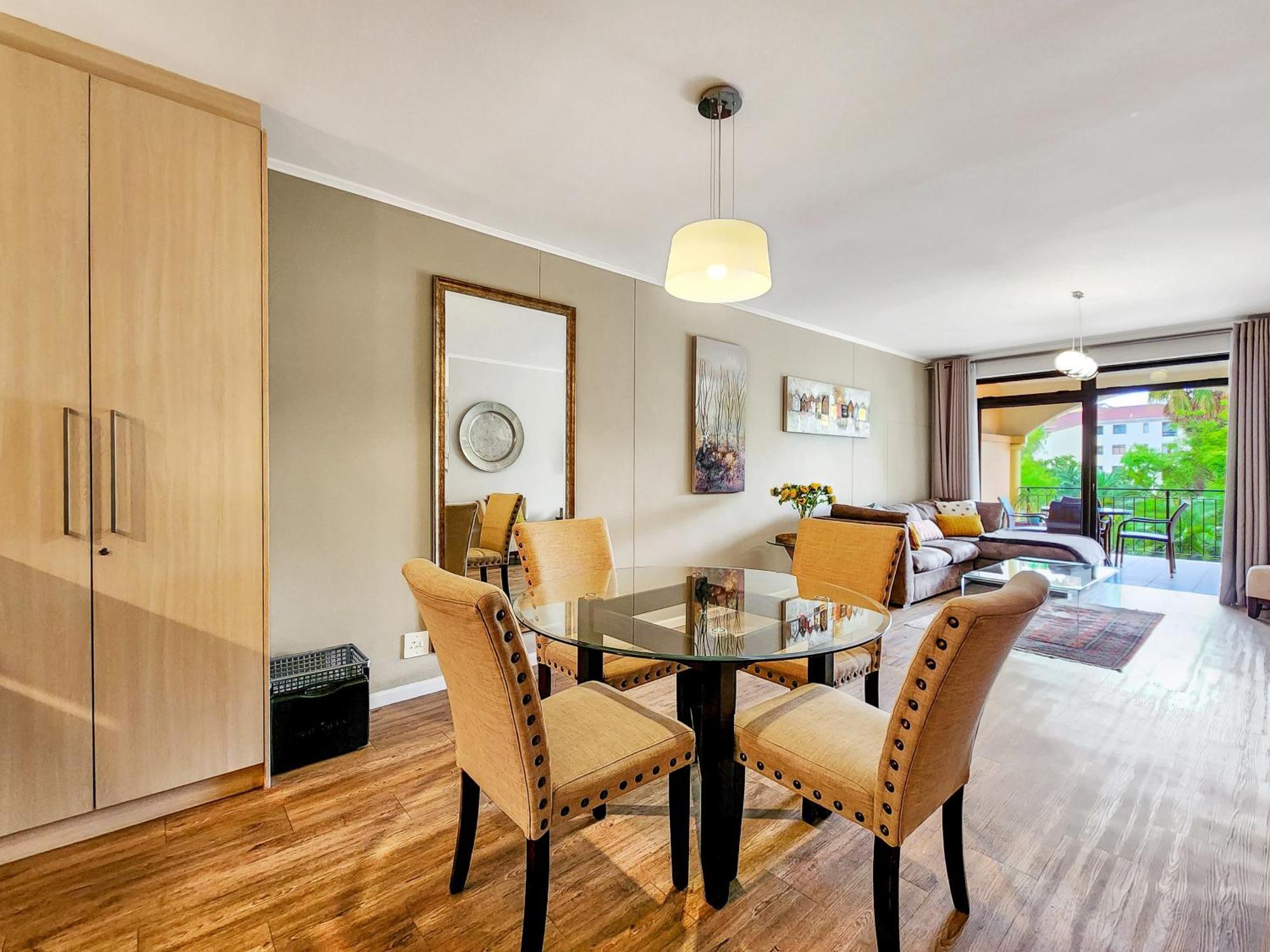 Apartment Peaceful Retreat, Pools, Gym, Parks