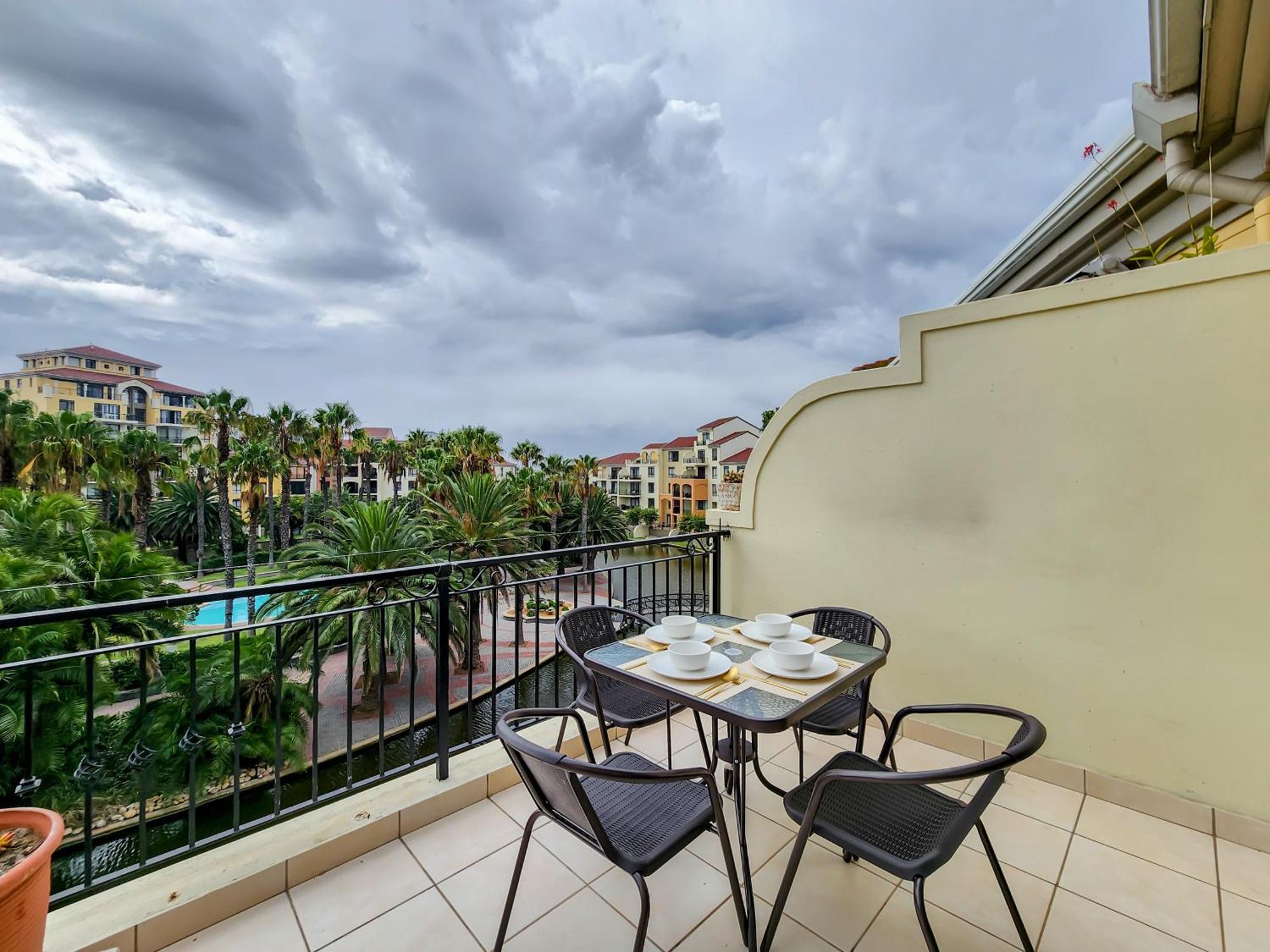 Peaceful Retreat, Pools, Gym, Parks Apartment *